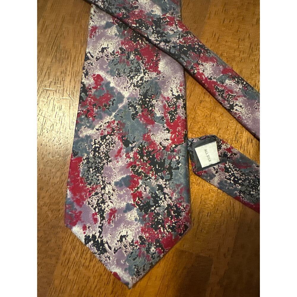 Vintage Pierre Cardin Mens Tie Abstract 100% Silk Made in USA